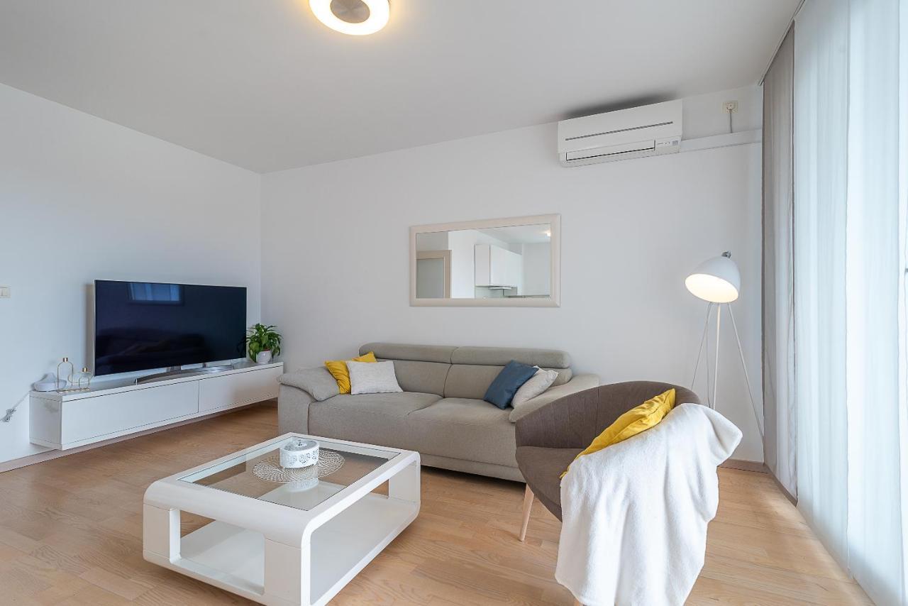 Apartman Marino Traù Esterno foto